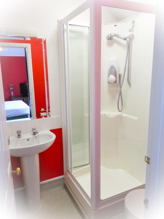 Rosemead Guest House Claygate Δωμάτιο φωτογραφία