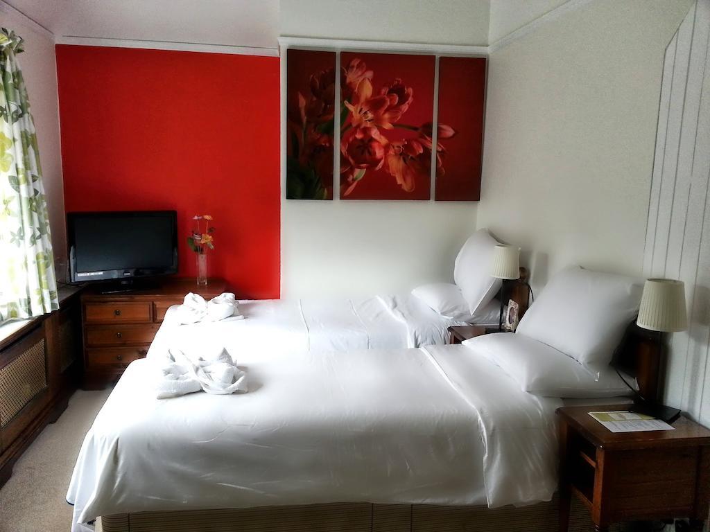 Rosemead Guest House Claygate Δωμάτιο φωτογραφία